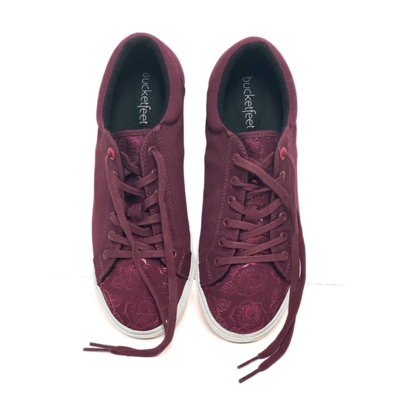 Bucket Feet Shoes 'CATSCRATCH' Sz: 9 Casual Artsy Rose Footwear / USA-Erin Burke - Picture 1 of 11